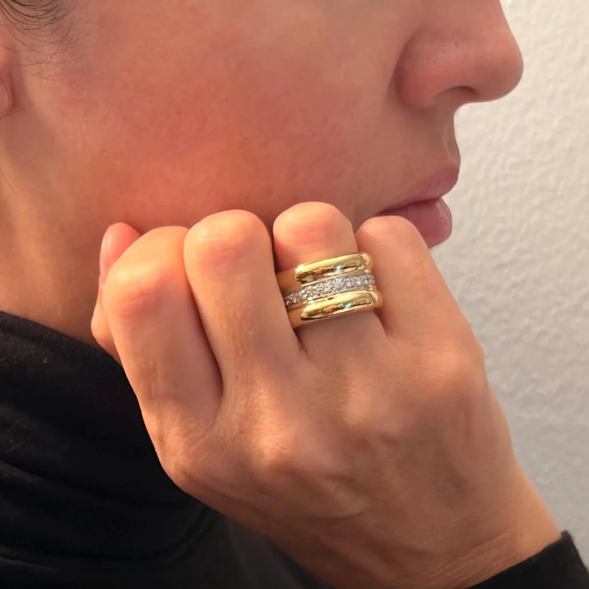 Bague Bandeau POMELLATO en or jaune et diamants - Castafiore