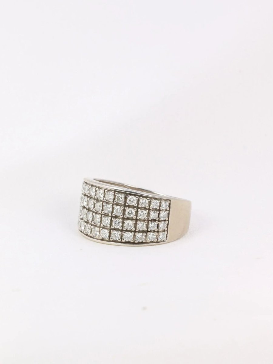 Bague bandeau vintage en or blanc et diamants - Castafiore