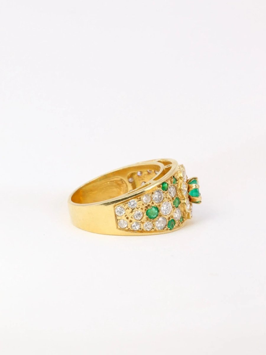 Bague bandeau vintage en or jaune, diamants et émeraudes - Castafiore