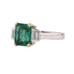 Bague BAUME Émeraude et diamants en or blanc et or jaune - Castafiore