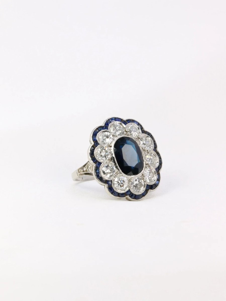 Bague Belle Epoque en platine, saphir et diamants - Castafiore