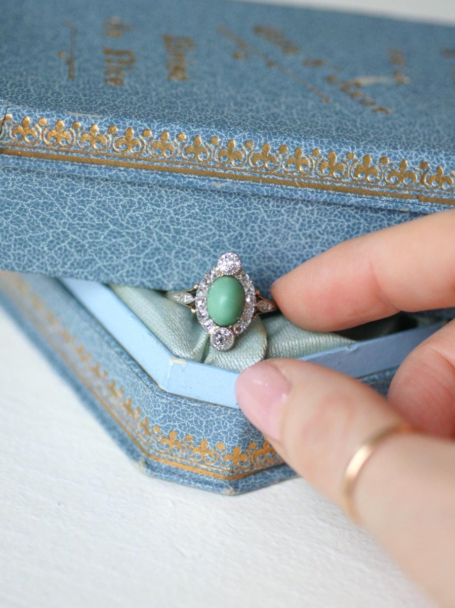 Bague Belle Epoque Turquoise Entourage Diamants - Castafiore