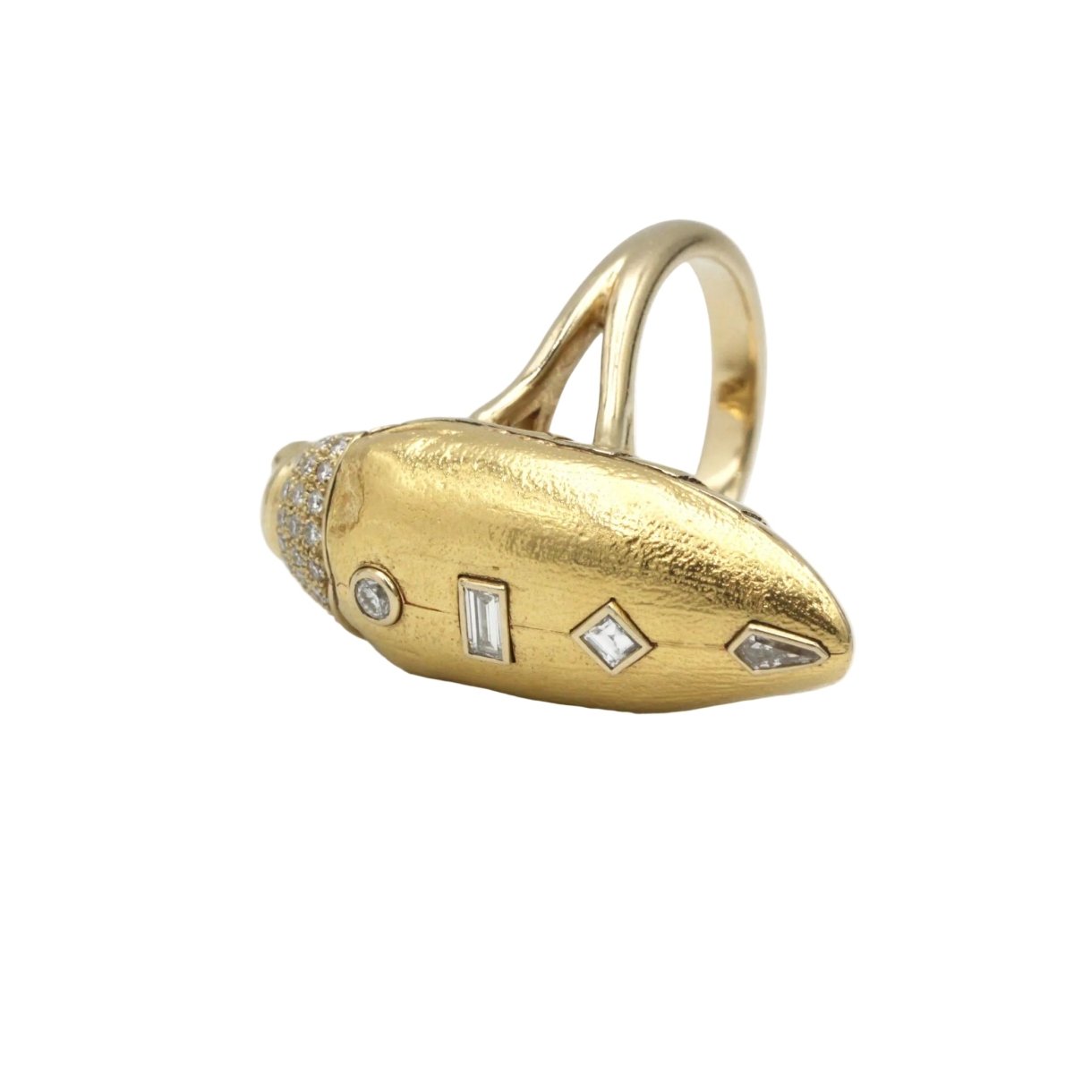 Bague BIBI VAN DER VELDEN "Scarabée" en or jaune, grenats et diamants - Castafiore