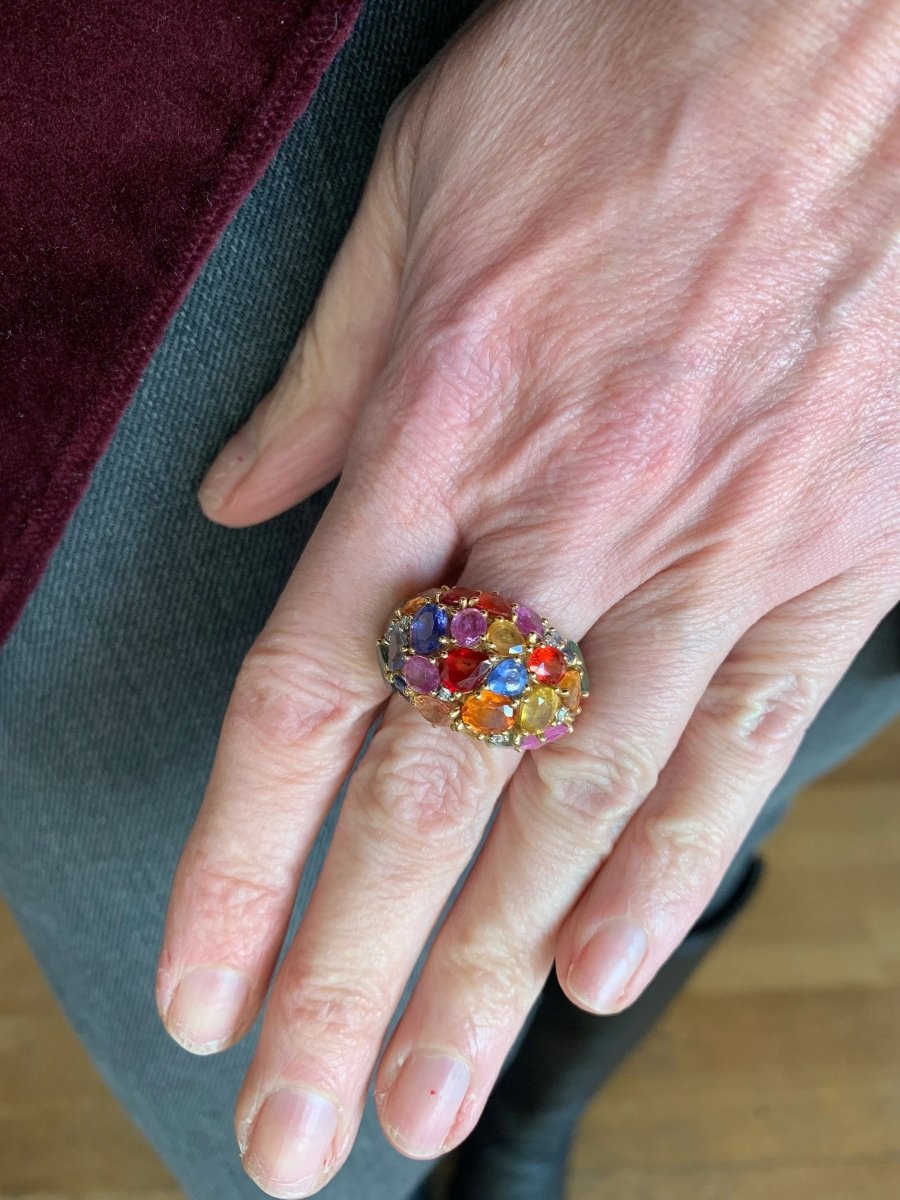 Bague Bombée Saphirs Multicolore 6 carats Diamants Or Jaune 18 Carats - Castafiore