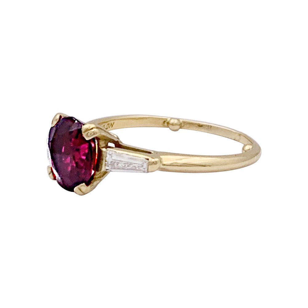 Bague BOUCHERON en or jaune, rubis et diamant - Castafiore