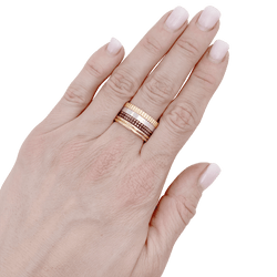 Bague BOUCHERON "Quatre Classique Large" en or jaune, or blanc et or rose - Castafiore