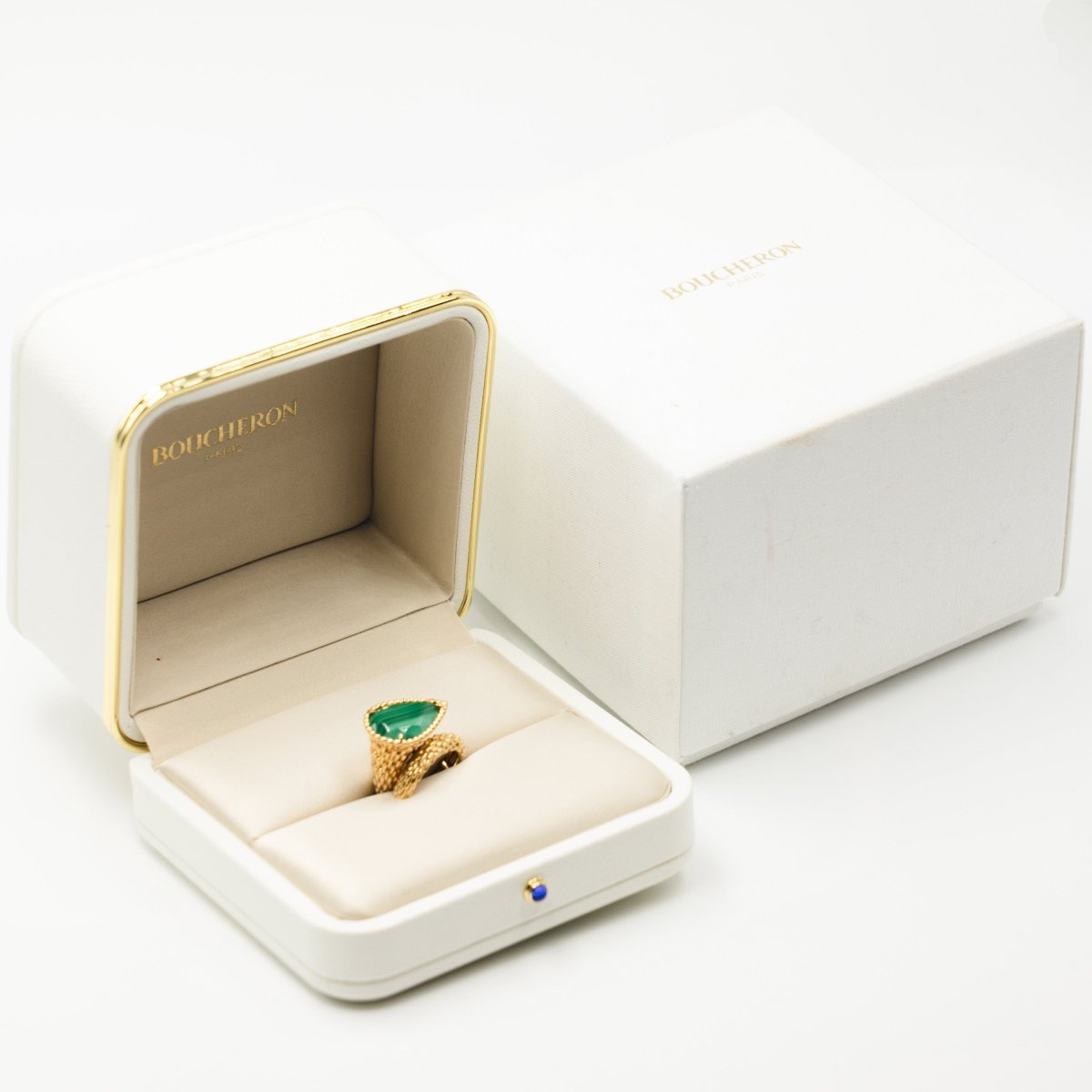 Bague BOUCHERON "Serpent Bohème" en or jaune et malachite - Castafiore