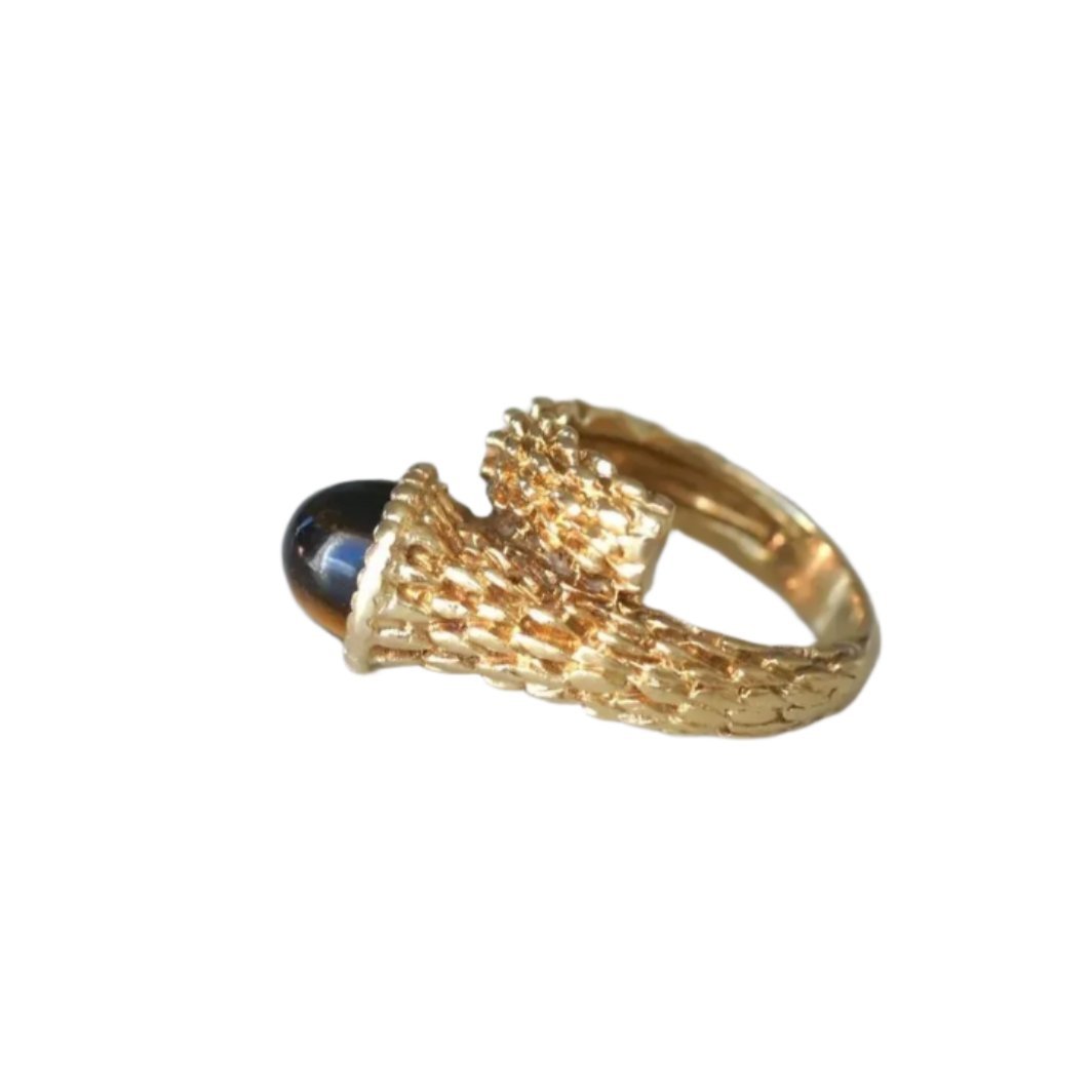 Bague BOUCHERON "Serpent Bohème" en or jaune et oeil de tigre - Castafiore