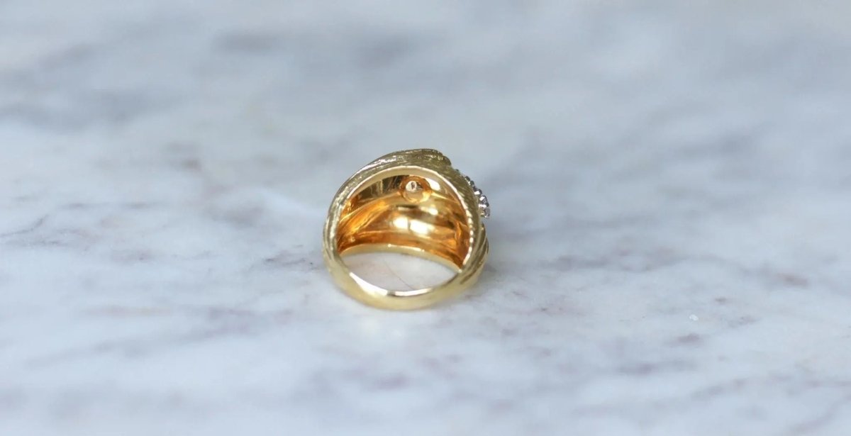 Bague Boule Diamants sur Or jaune années 60 - Castafiore