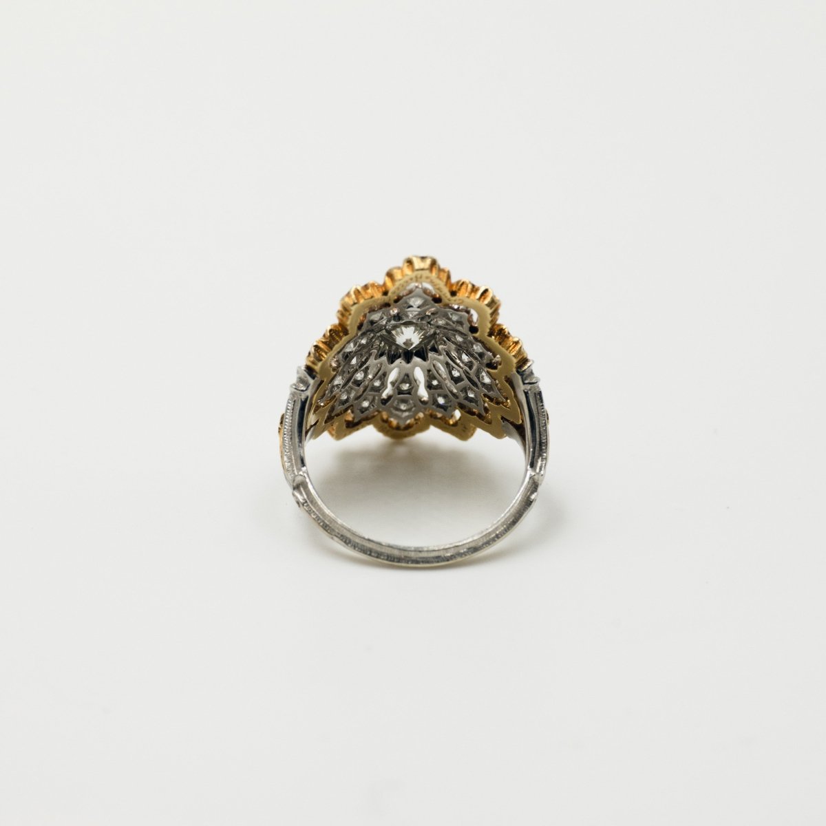 Bague BUCCELLATI en or - Castafiore