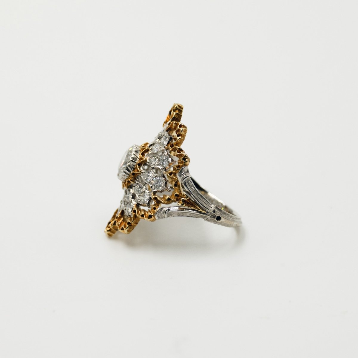Bague BUCCELLATI en or - Castafiore