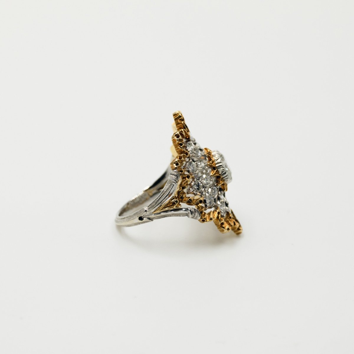 Bague BUCCELLATI en or - Castafiore