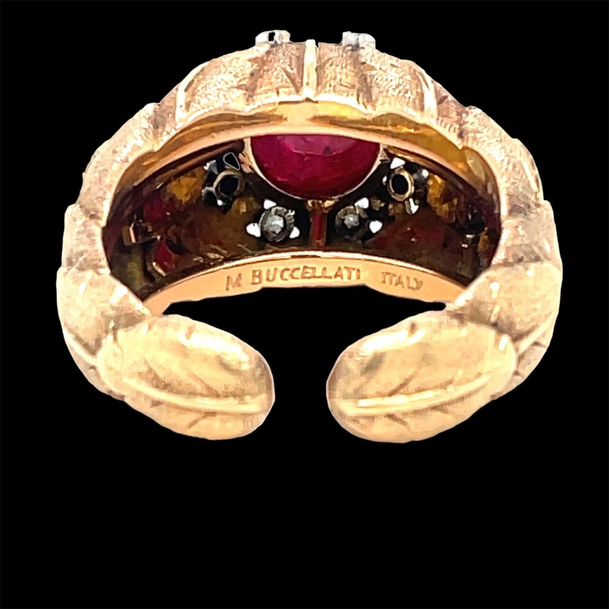 Bague BUCCELLATI en or avec rubis et diamants - Castafiore