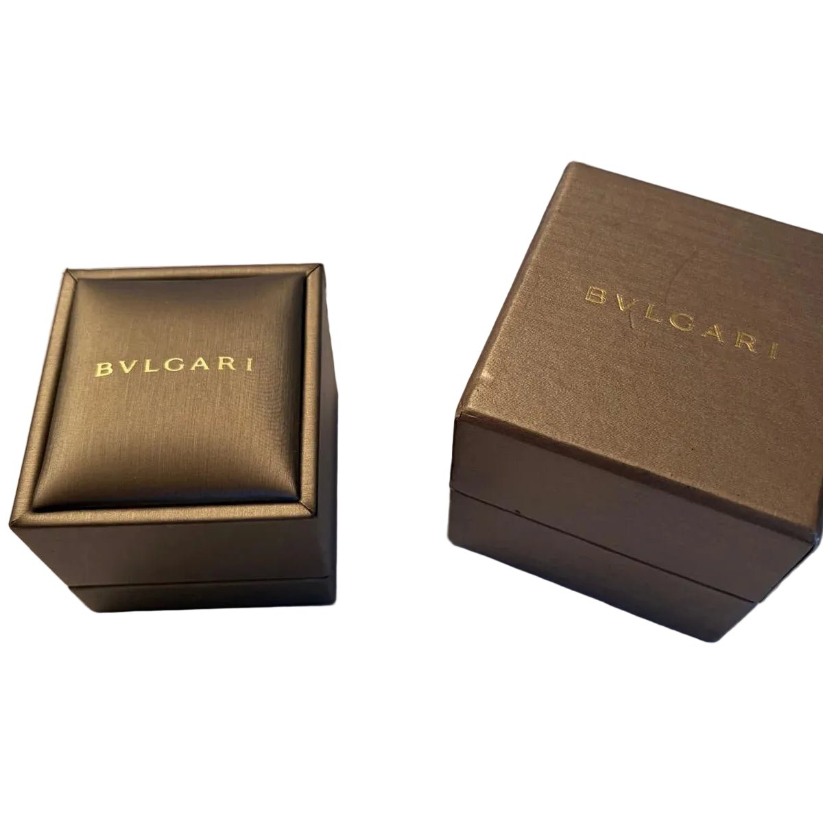 Bague BULGARI en or jaune et nacre - Castafiore
