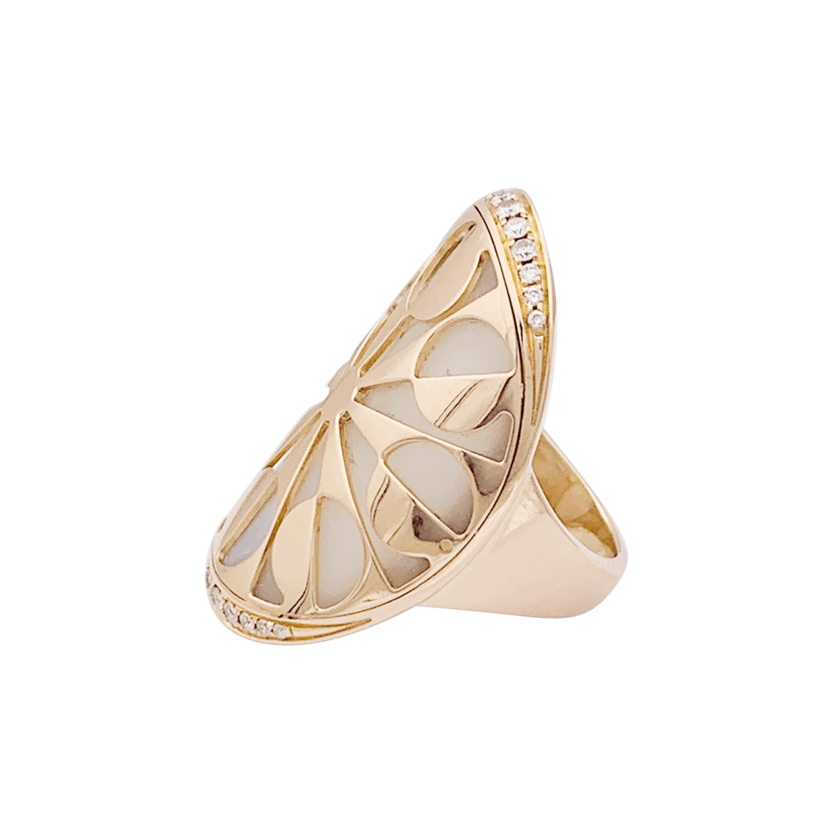 Bague BULGARI "Intarsio" en or rose, nacre et diamants - Castafiore