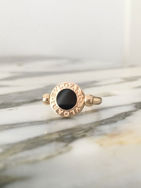 Bague Bulgari modèle BVLGARI BVLGARI - Castafiore