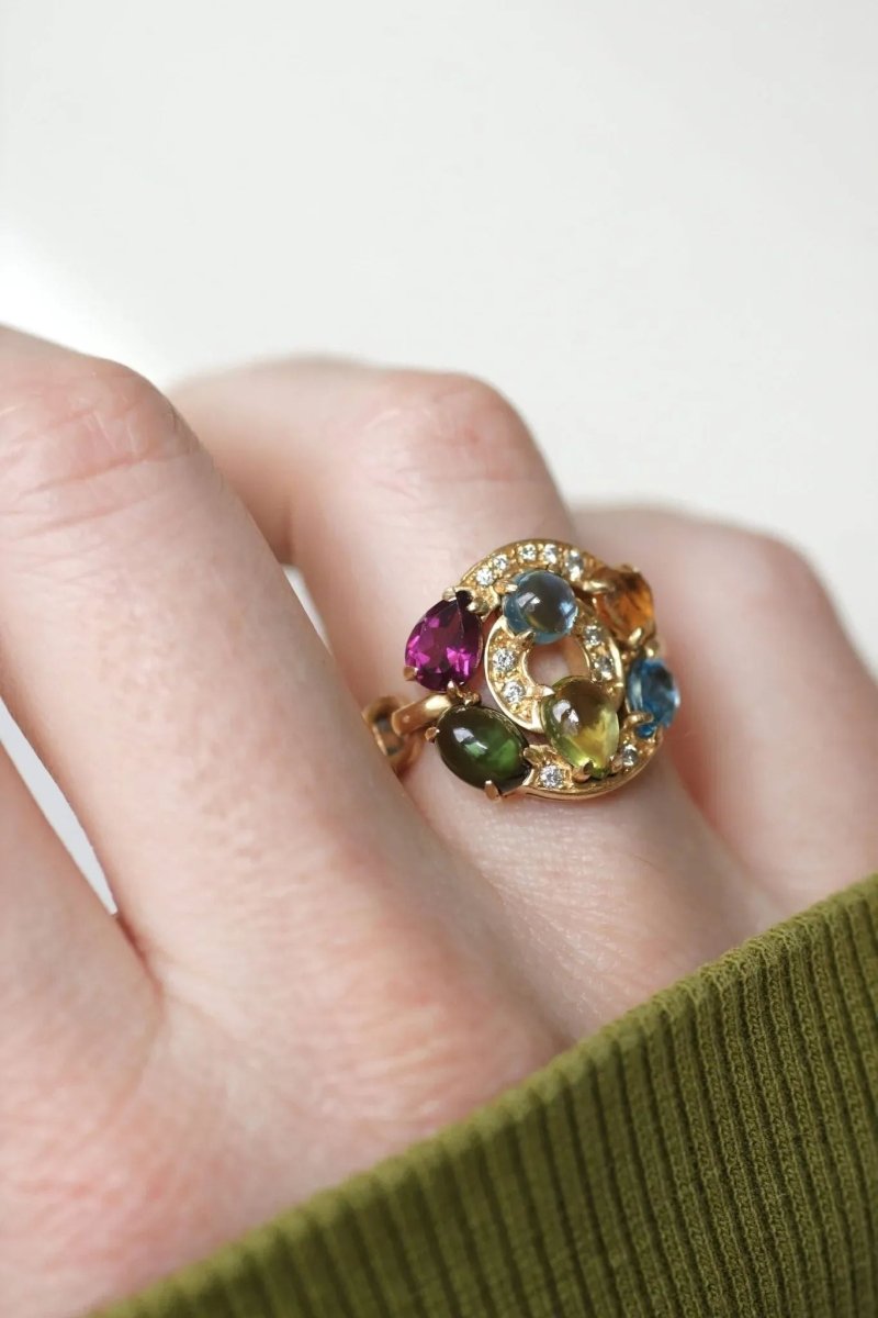 Bvlgari Astrale ring in yellow gold, fine stones and diamonds