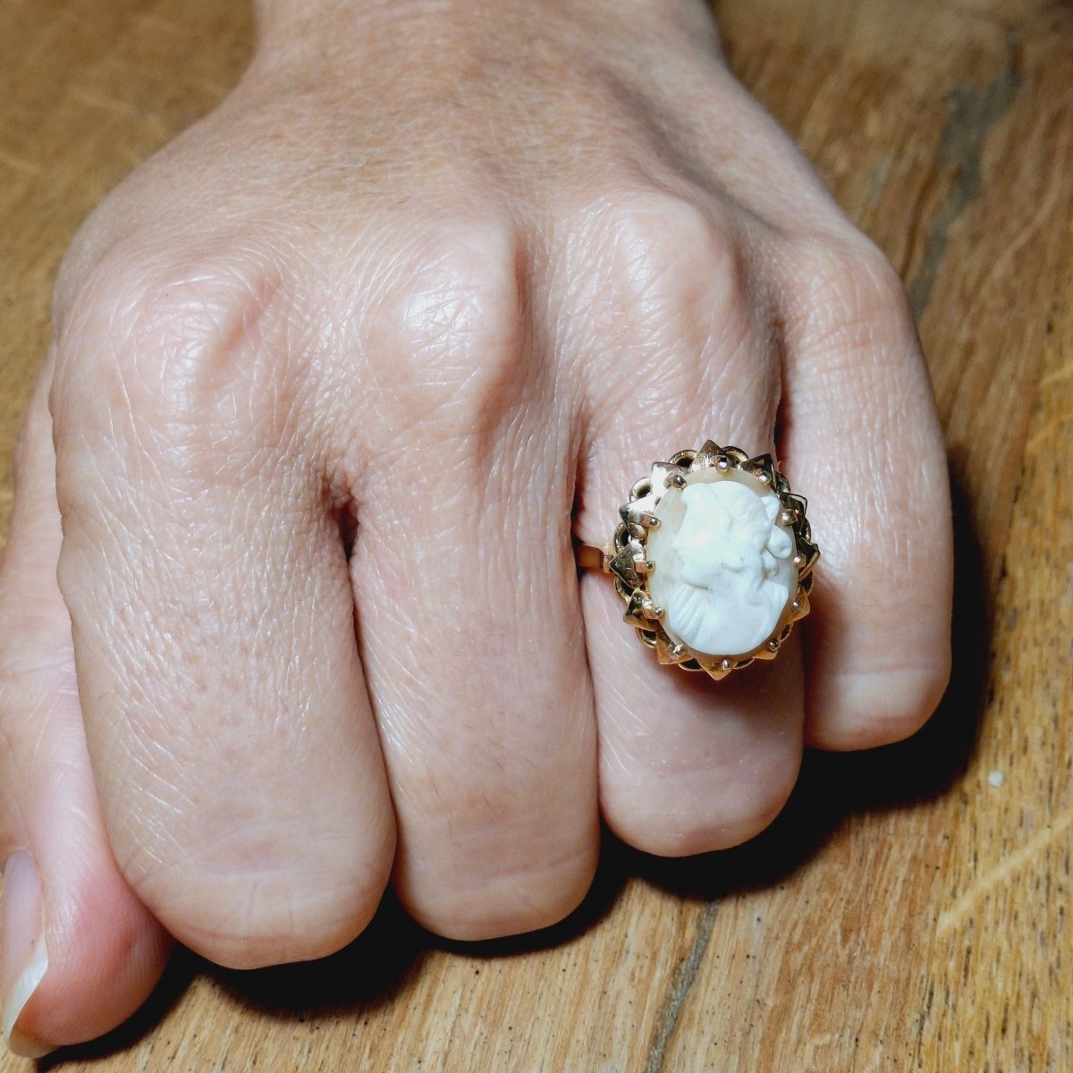 Bague Camée en or rose - Castafiore