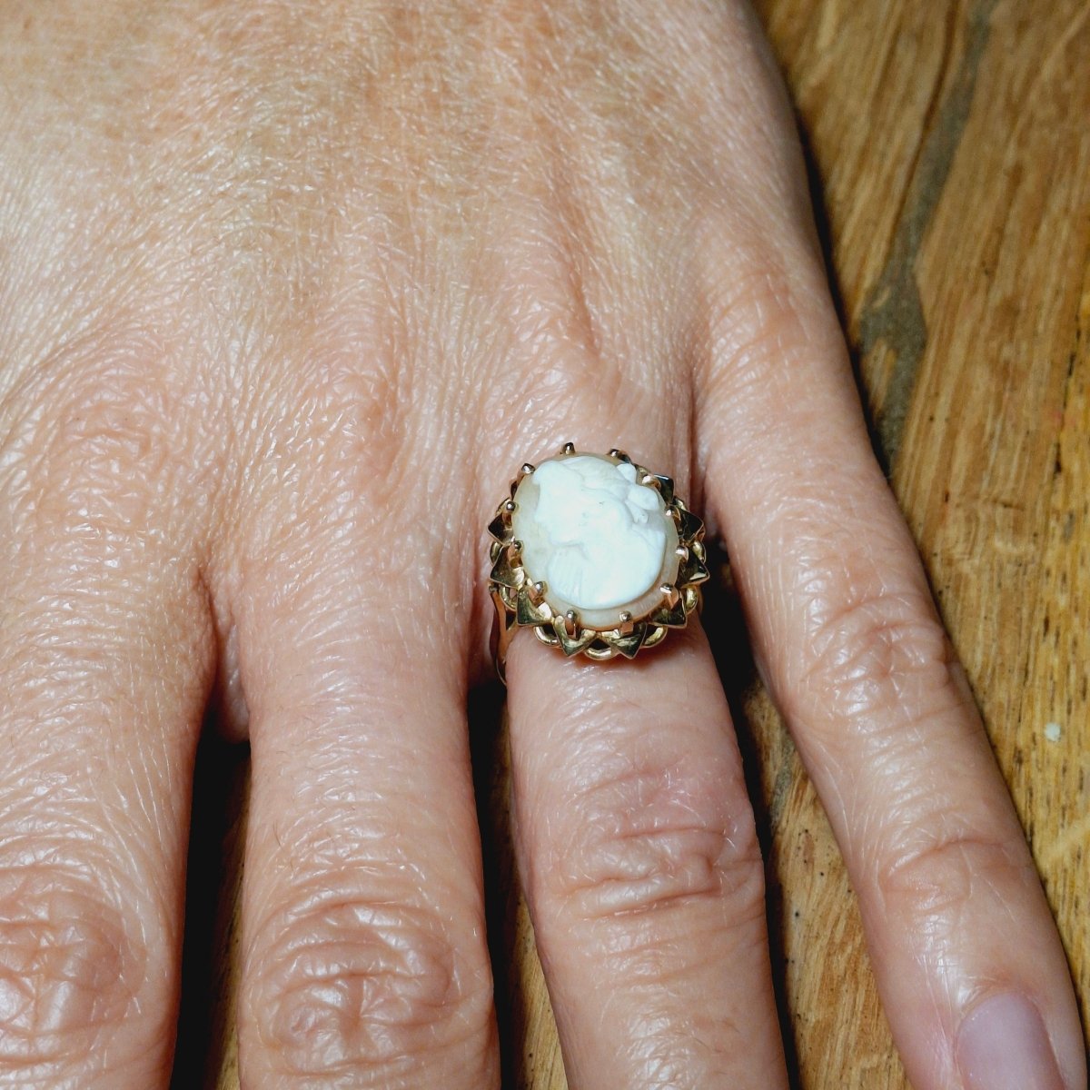 Bague Camée en or rose - Castafiore