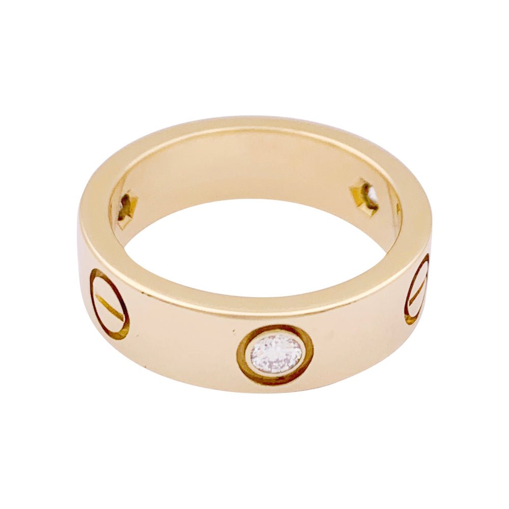 Bague Cartier "Love 3 diamants" en or jaune et diamants - Castafiore