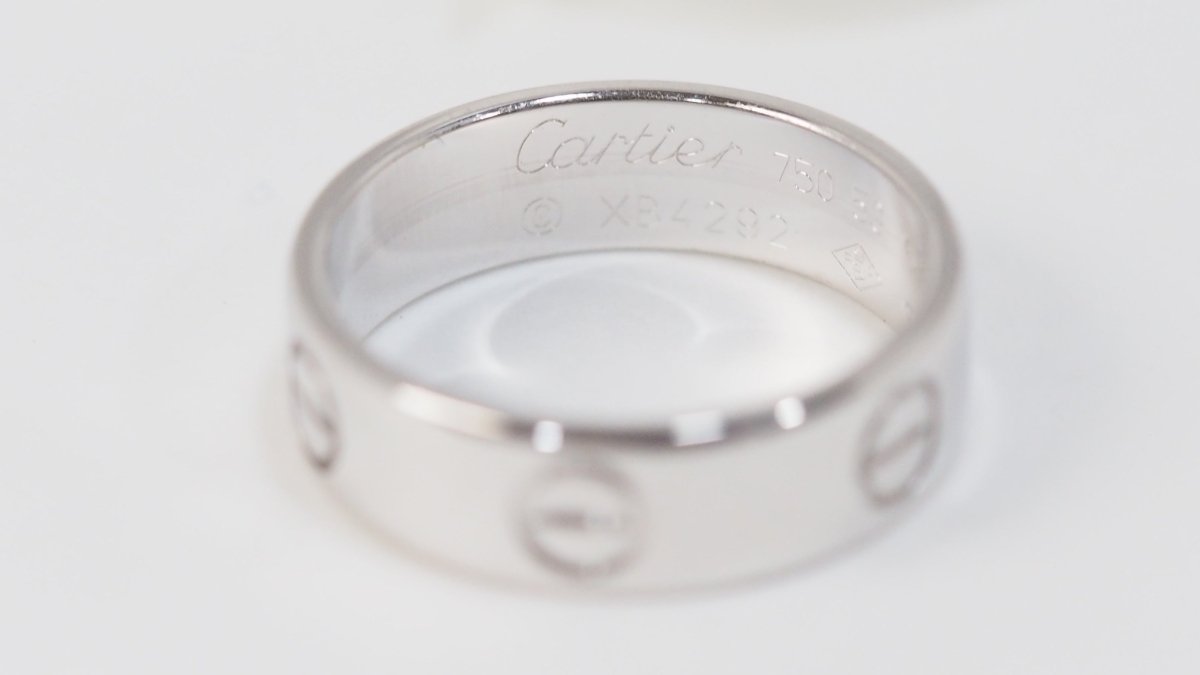 Bague CARTIER Love en or blanc - Castafiore