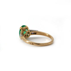 Bague Cartier or jaune 750, diamants et émeraude colombienne 0.83 carats certificat LFG - Castafiore