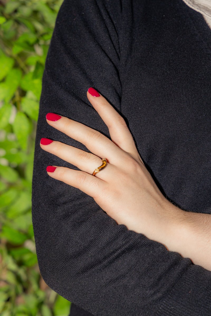 Bague Cartier Or Jaune Œil de tigre - Castafiore