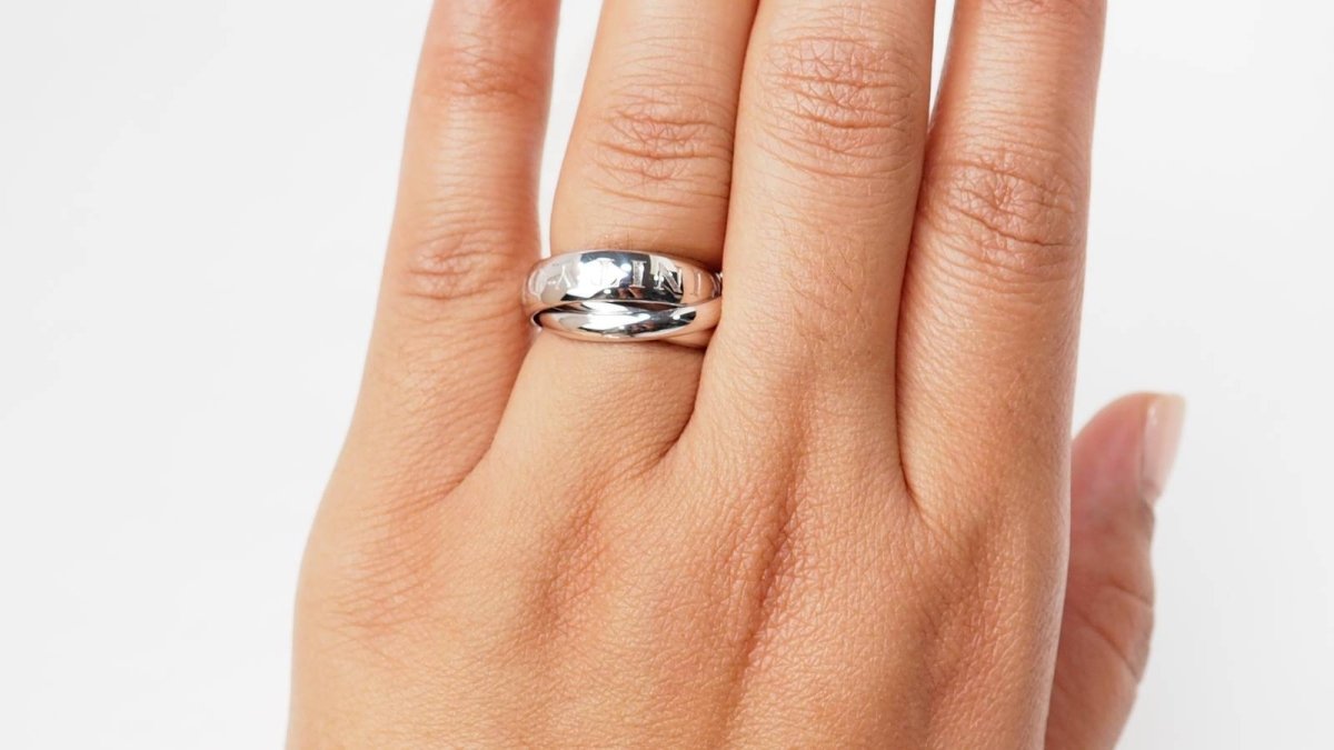 Bague CARTIER vintage Or Amour et Trinity en or blanc - Castafiore