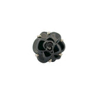 Bague CHANEL Camélia en or blanc et onyx - Castafiore