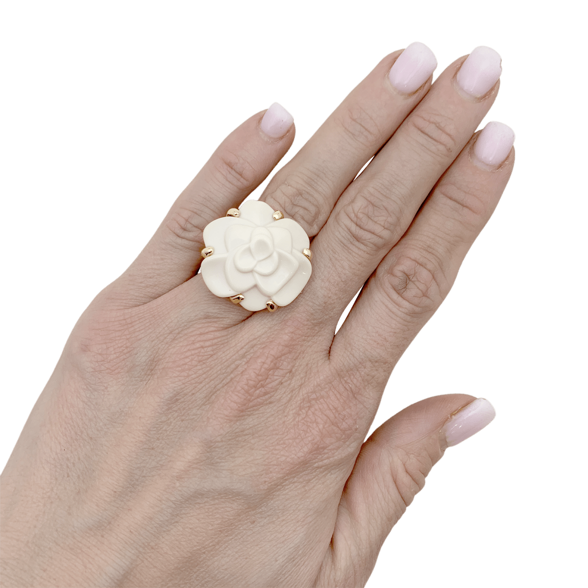 Bague CHANEL "Camélia", en or jaune et agate - Castafiore