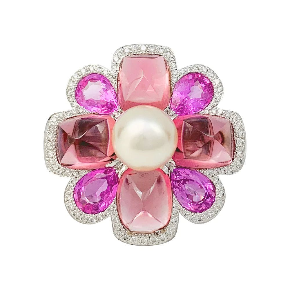 Bague CHANEL "San Marco" en or blanc, perle, saphirs roses, tourmalines roses et diamants - Castafiore