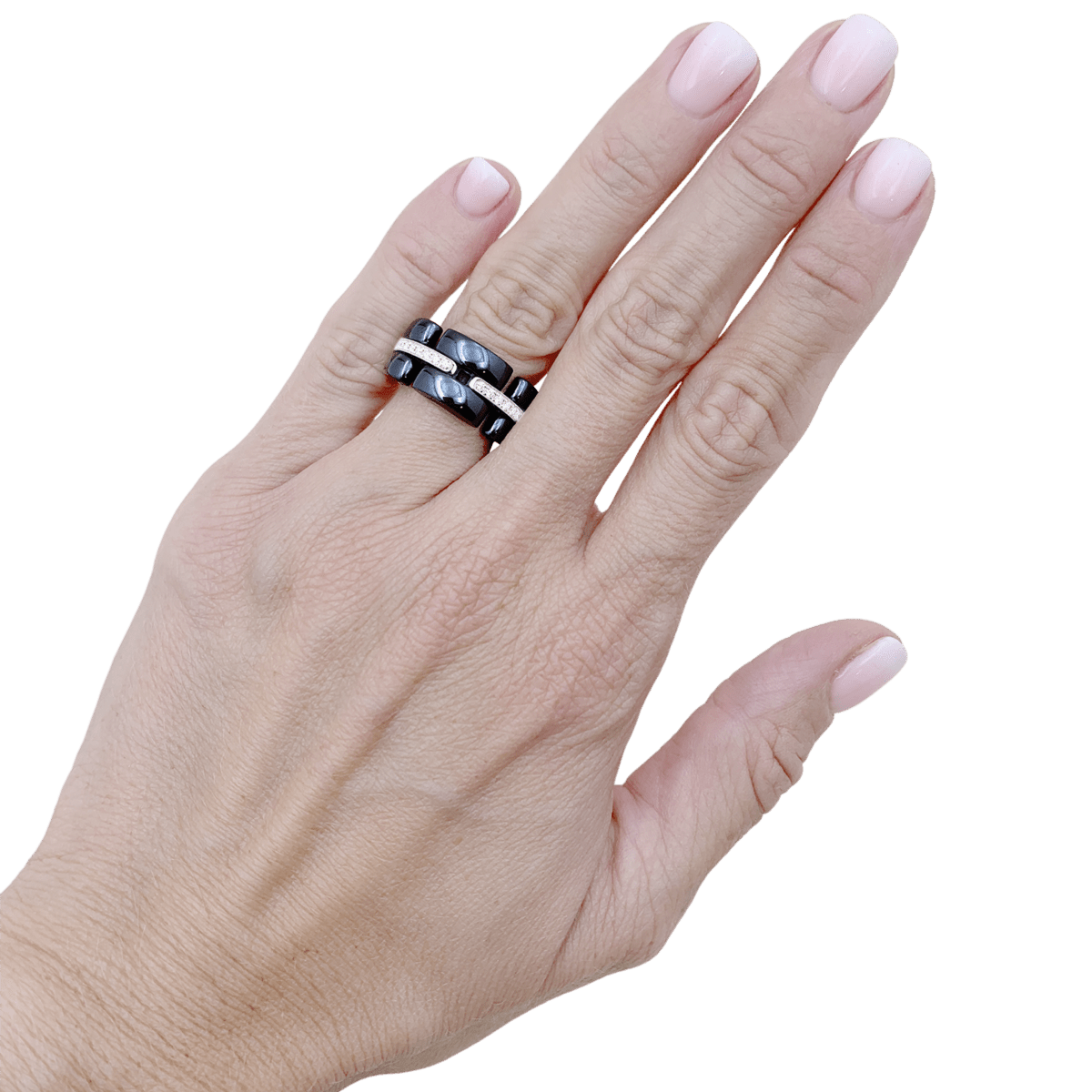 Bague CHANEL "Ultra" en or blanc, céramique noire et diamants - Castafiore