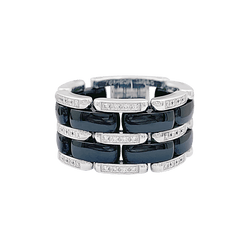 Bague Chanel,"Ultra", en or blanc, céramique noire et diamants. - Castafiore