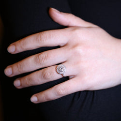 Bague Charmante en platine et diamants - Castafiore