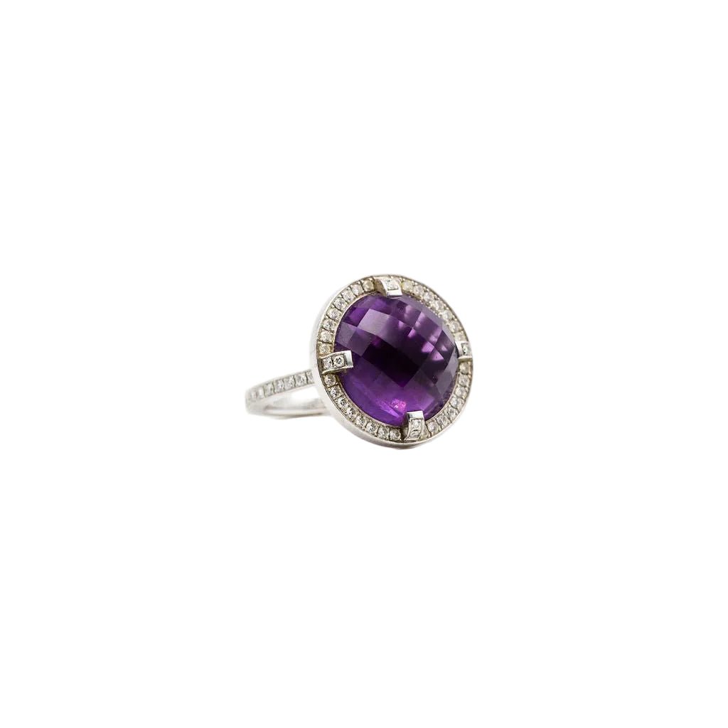 Bague CHAUMET "Attrape moi si tu m'aimes", "Galet" en or blanc, améthyste et diamants - Castafiore