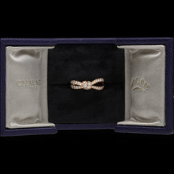 Bague Chaumet collection liens séduction vers 2016 en or rose 18 Cts et diamants. Taille 53. - Castafiore
