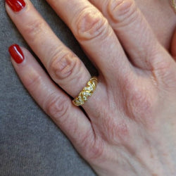 Bague CHAUMET en or jaune et diamants - Castafiore