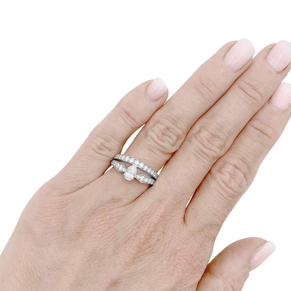 Bague CHAUMET "Joséphine Diadème" en or blanc et diamants - Castafiore