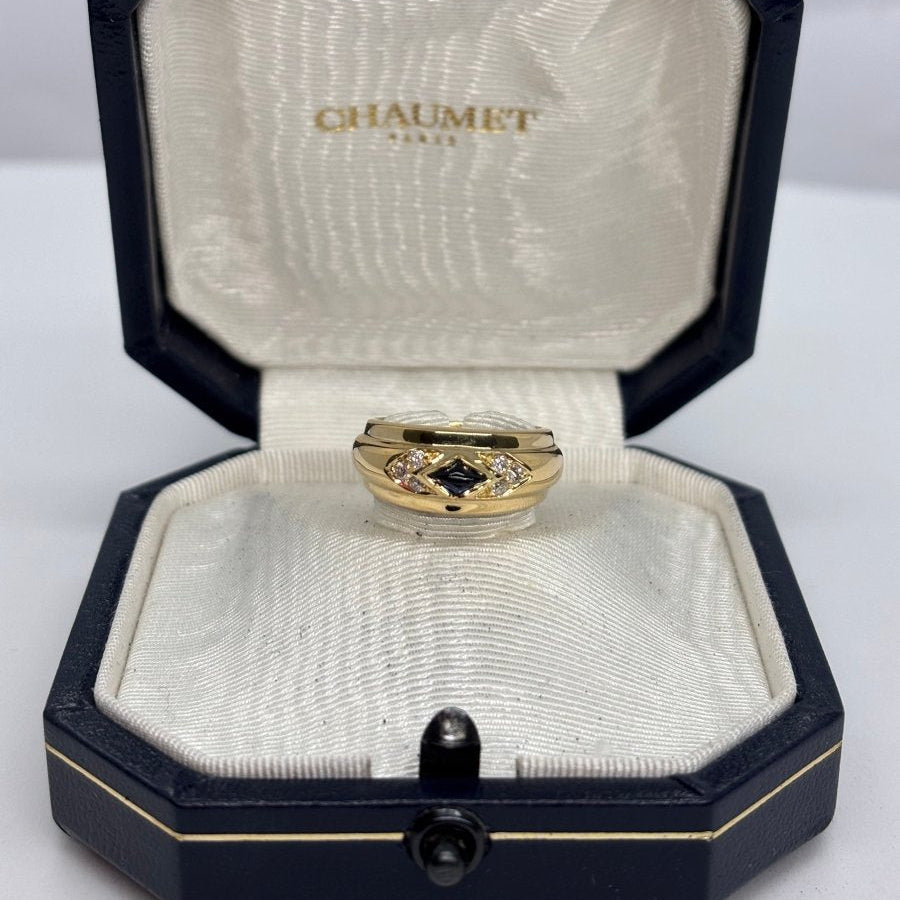 Bague CHAUMET Saphir cabochon en or jaune - Castafiore