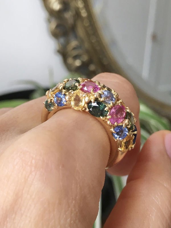 Bague CHAUMET Tutti - Frutti en or jaune 18K sertie de saphirs - Castafiore