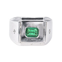 Bague Chevalière en or blanc, émeraude et diamants - Castafiore