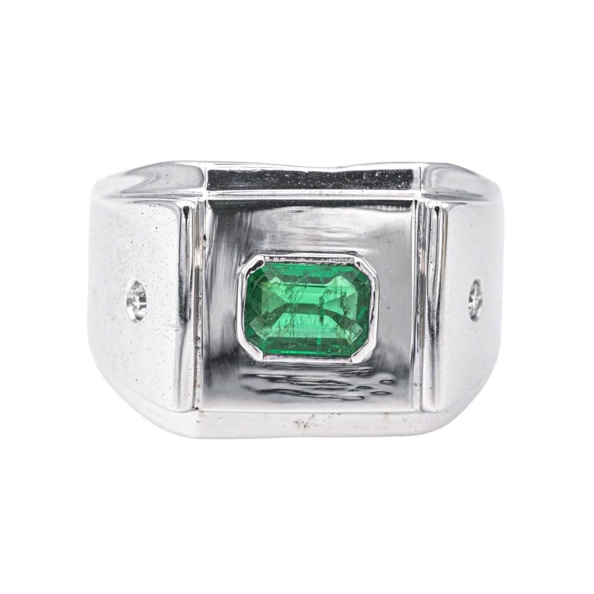 Bague Chevalière en or blanc, émeraude et diamants - Castafiore