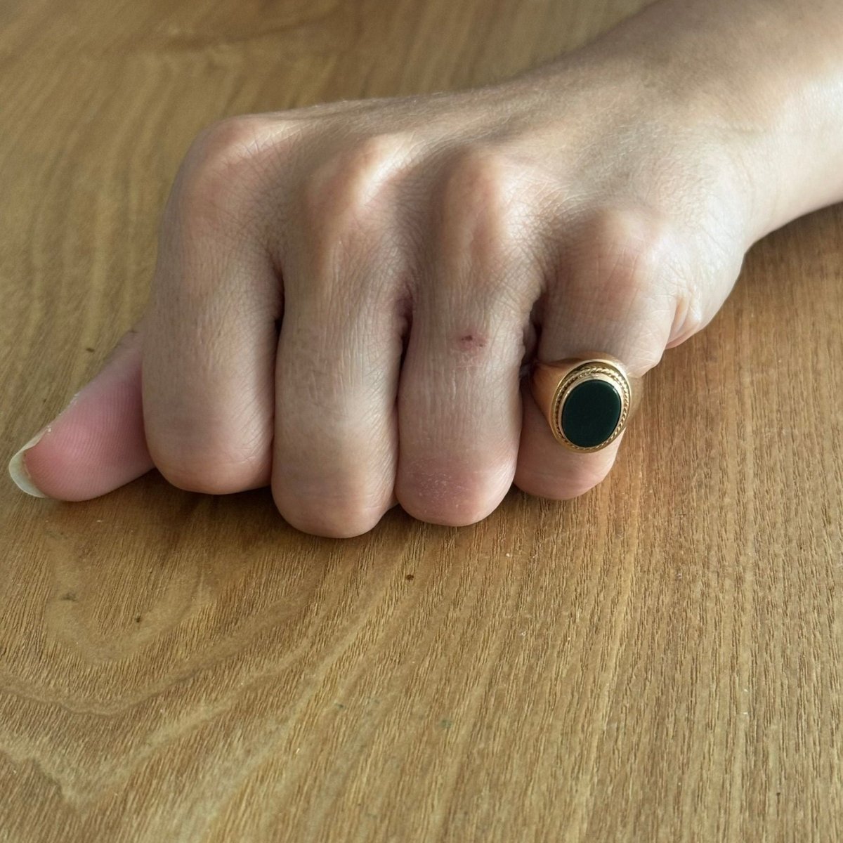 Bague Chevalière en or champagne et jaspe - Castafiore