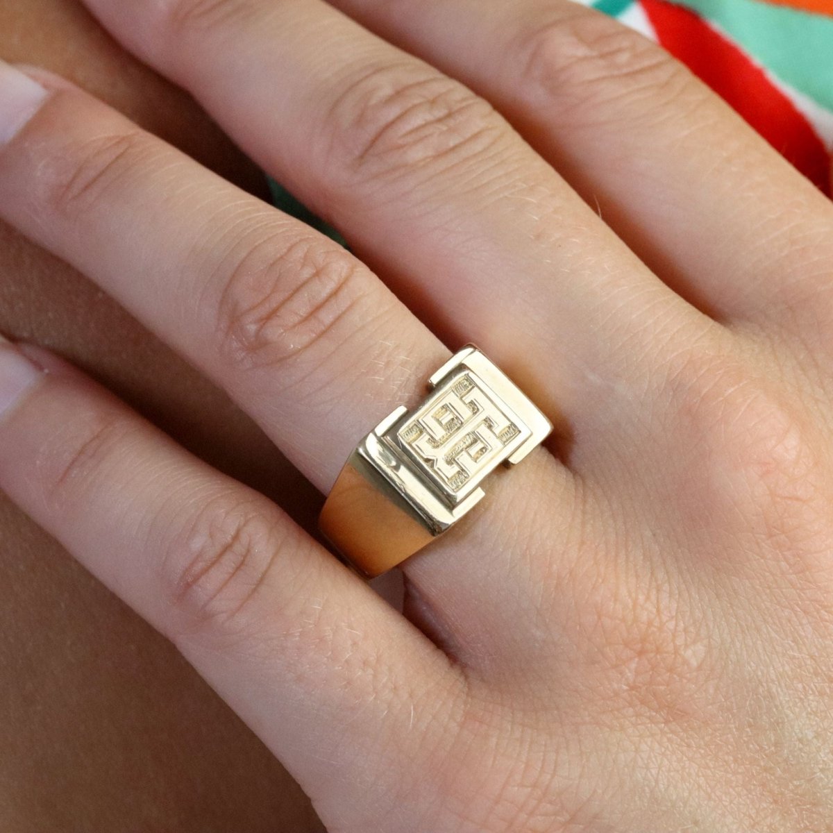 Bague Chevalière en or jaune - Castafiore