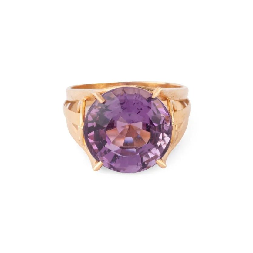 Bague Chevalière en or jaune et améthyste - Castafiore
