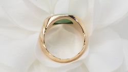 Bague chevalière en or jaune et cabochon jade - Castafiore