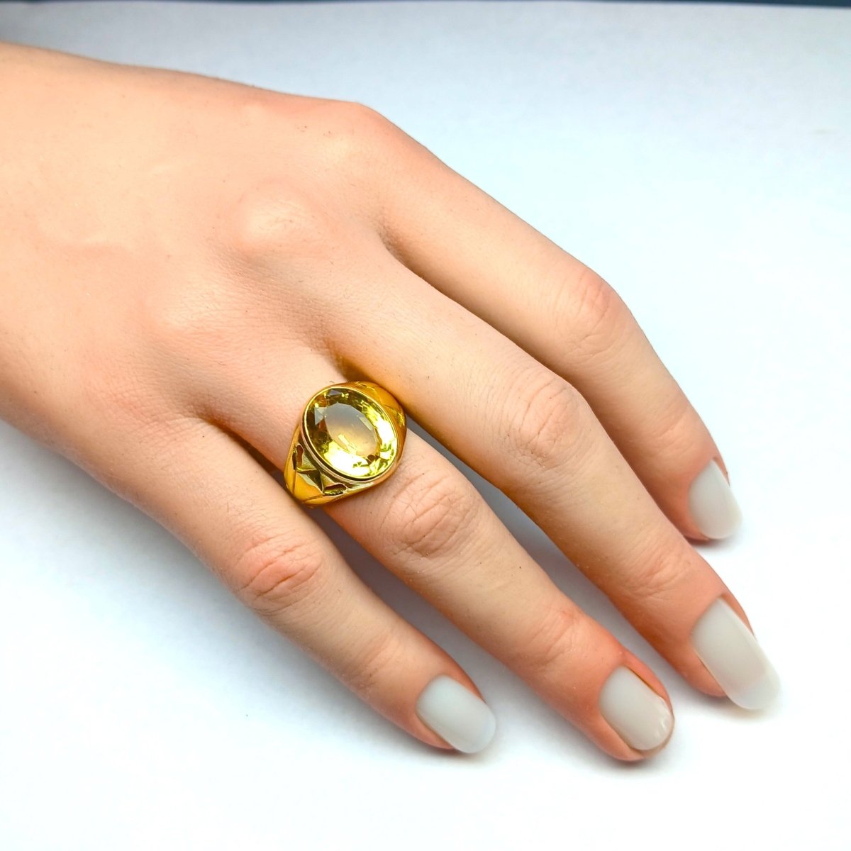 Bague Chevalière en or jaune et citrine - Castafiore