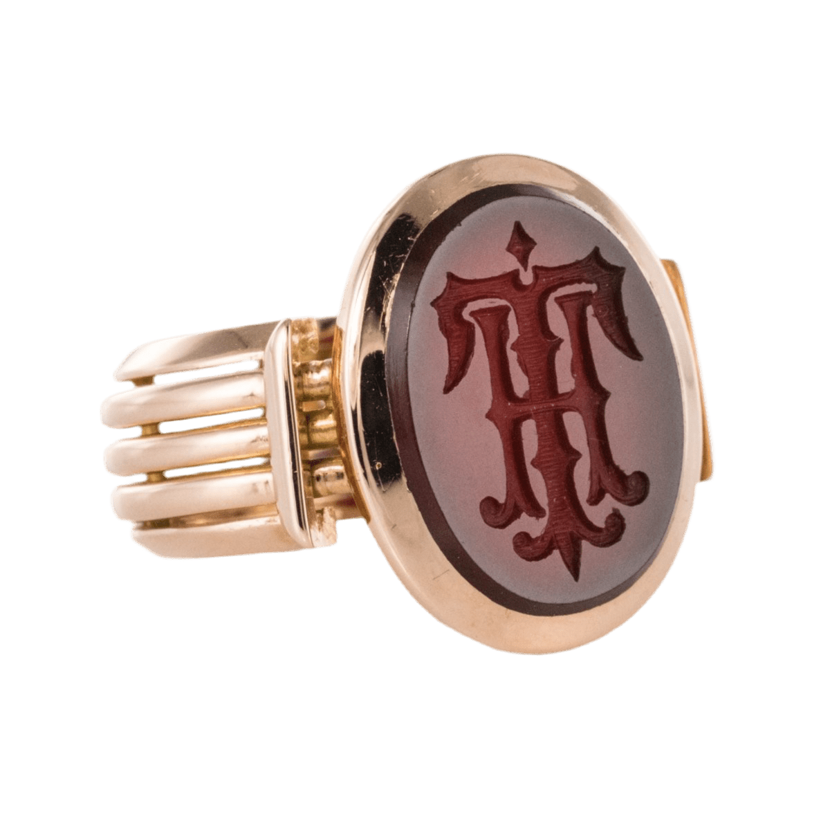 Bague Chevalière en or jaune et cornaline - Castafiore