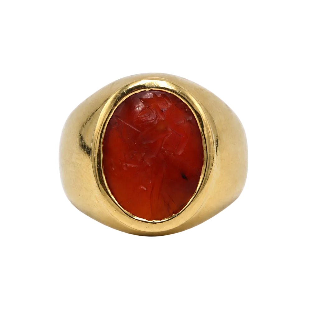 Bague Chevalière en or jaune et cornaline - Castafiore