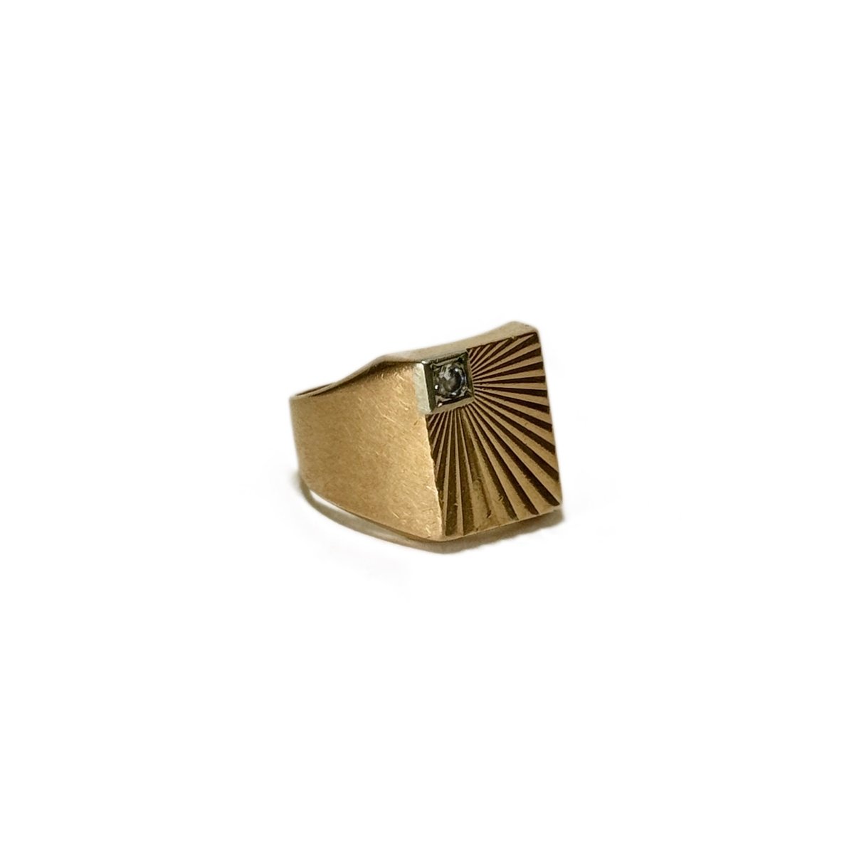 Bague Chevalière en or jaune et diamant - Castafiore